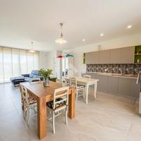 4 LOCALI A MOGLIANO VENETO