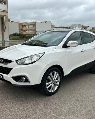 Hyundai iX35 1.7 CRDi Xpossible "TETTO"