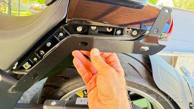 MBP C1002V Schienalino + portapacchi in acciaio ne