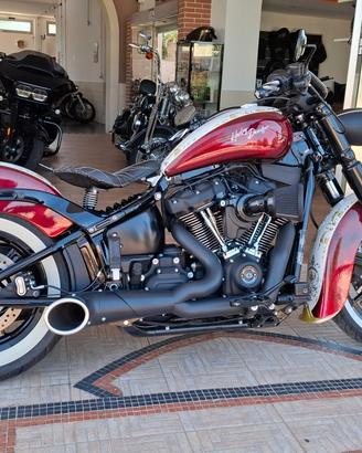 Harley-davidson Softail Street Bob