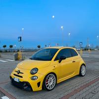 Abarth 695 XSR Yamaha Limited ed.