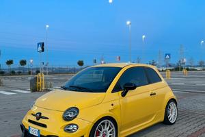 Abarth 695 XSR Yamaha Limited ed.
