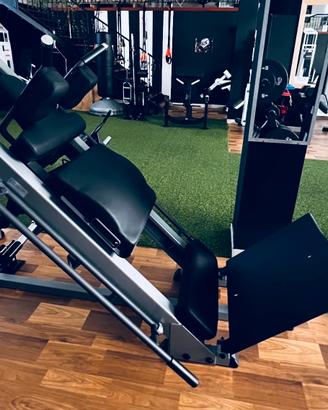 BODY-SOLID Macchina combinata Leg Press