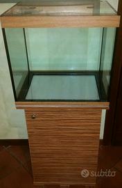 Acquario cubo 90 litri