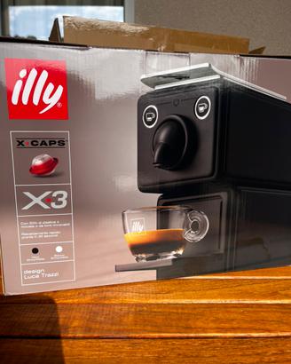 Macchina caffe Illy Xcaps scatola mai aperta