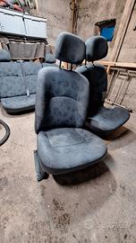 Sedili anteriori e posteriori renault kangoo