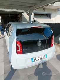 Volkswagen Up 1.0 