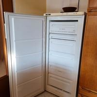 Congelatore a libera installazione