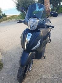 Piaggio Beverly 300 ABS ASR - 2021 - 9.048 km -