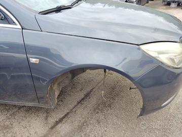 Parafango destro OPEL INSIGNIA del 2011