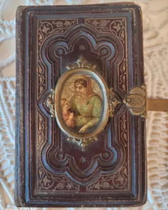 Antico libro di preghiera fine 800