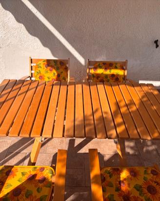 Set completo tavolo + 4 sedie pieghevoli in legno