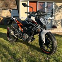 Duke Ktm 125 anno 2020