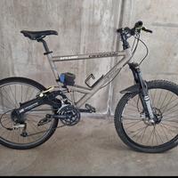 Bicicletta Cannondale