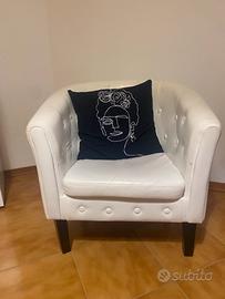 Poltroncine in ecopelle