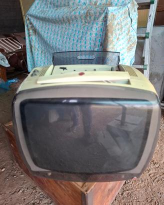 Televisore CGE vintage in bianco e  nero