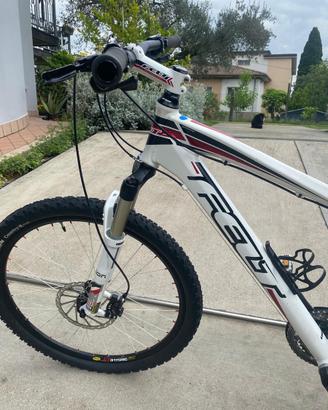 Mountain bike Felt 26