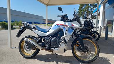 Honda XL 750 Transalp ACCESSORIATO E BAR TUBELESS