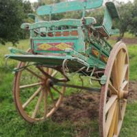 Due antici traini per cavalli del 1924