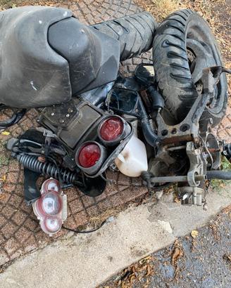Ricambi aprilia sr 50 iniezione