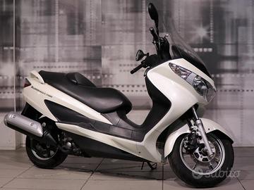 Suzuki Burgman 200