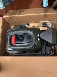 Robot tosaerba STIGA A8, fino a 800 mq, senza fili