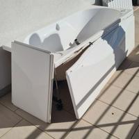 Vasca da bagno jacuzzi