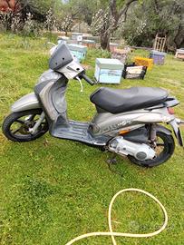 scooter liberty 125 4T