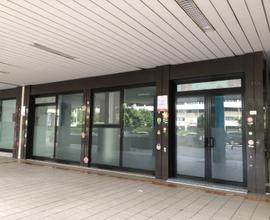 Locale commerciale in complesso executive center