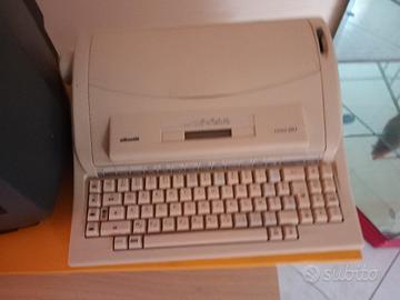 macchina da scrivere elettronica olivetti 