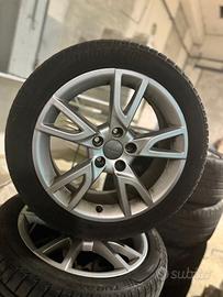 Cerchi e gomme estive AUDI Bridgestone 225/45 R17