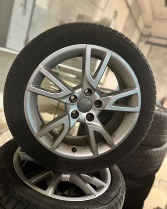 Cerchi e gomme estive AUDI Bridgestone 225/45 R17