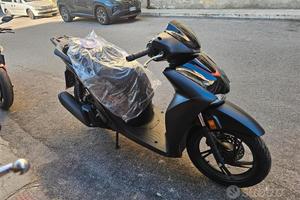 Honda SH 125 SH125 sporty bauletto parabrezza