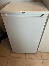 Congelatore piccolo Beko verticale