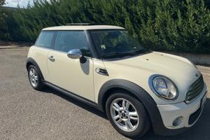 Mini 1.6 16V One (55kW)