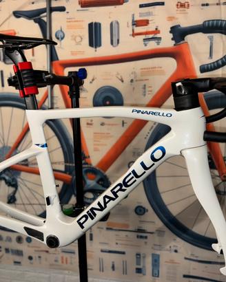 Pinarello F 2025