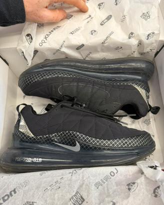 Nike Air Max 720-818 nere