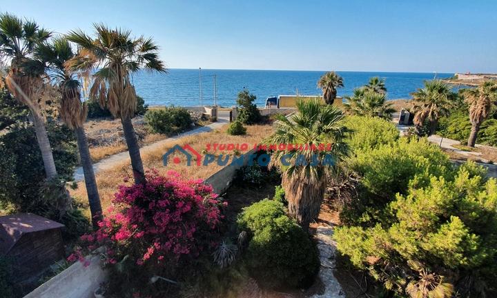 S. CUSUMANO-Splendida tenuta su 4ettari di terreno