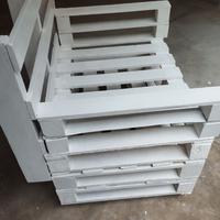 Divanetto  con rotelle