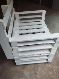 Divanetto  con rotelle