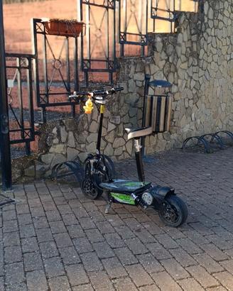 Uber Scoot 1600w 48v