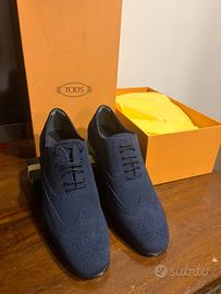 Scarpe tod’s stringate scamosciate blu