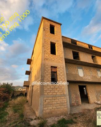 Villaggio Mose' stabile mq 700 lotto mq 1000