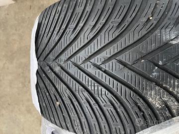 pneumatici 255/35r29