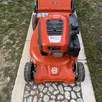 TAGLIAERBA HUSQVARNA LC 247