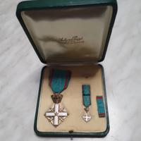 MEDAGLIE CROCE AL MERITO CAVALIERE DELLA REPUBBLIC