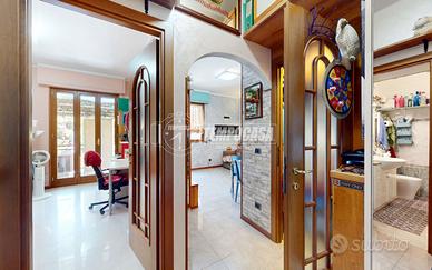 AMPIO E LUMINOSO BILOCALE CON DOPPIO BALCONE!