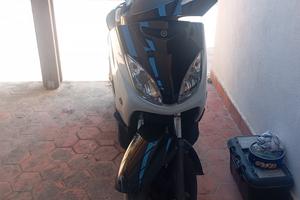 x max 250