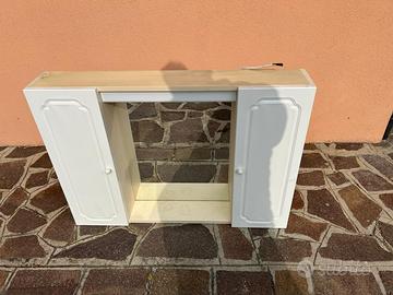 Mobiletto bagno/lavanderia con specchio e luce