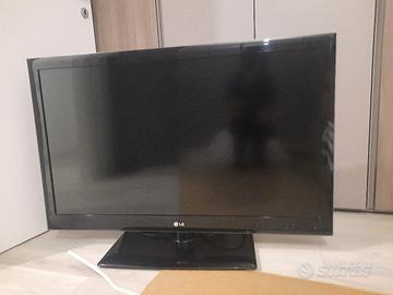 TV LG 42" LED full hd + supporto a muro Meliconi